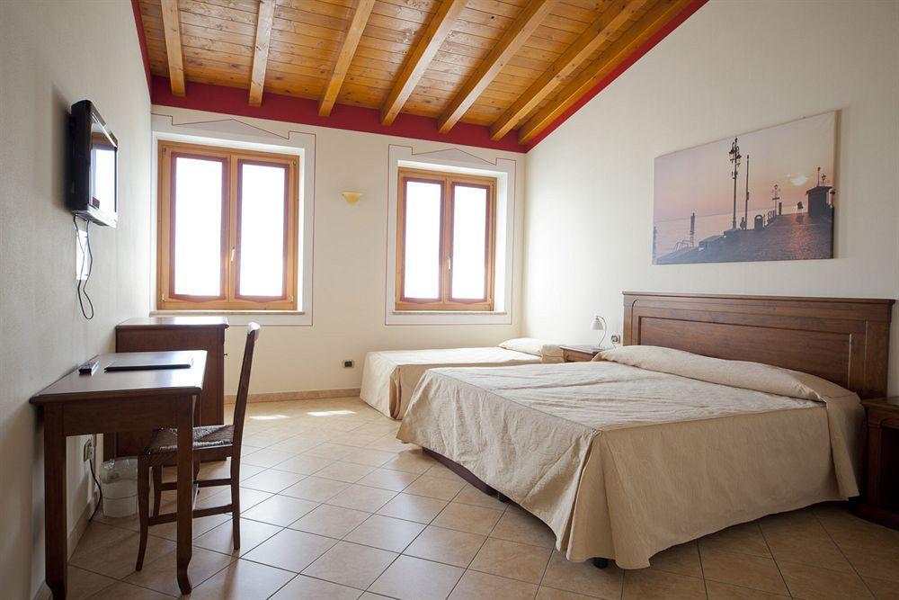 Relais Corte Pontigliardo Colà エクステリア 写真