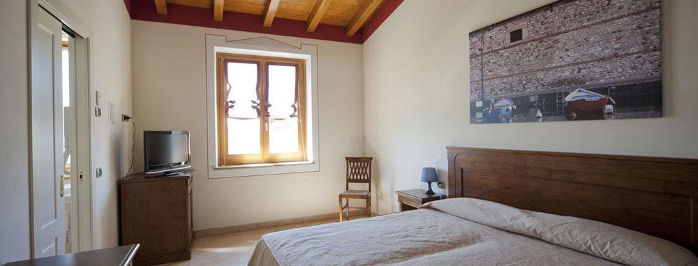 Relais Corte Pontigliardo Colà エクステリア 写真
